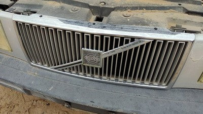 1991-1992 Volvo 740 Front Grille Oem Chrome 35188846