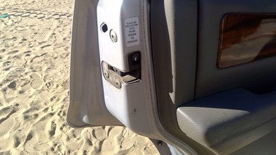 1994 Jeep Grand Cherokee Driver Left Rear Door Latch With Rods/Cables Oem Back