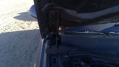 2006-2009 Pontiac Torrent Passenger Right Hood Hinge Assembly Oem Gray 44U
