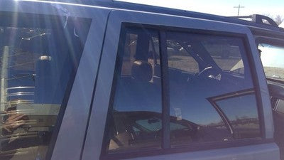 93-98 Grand Cherokee Passenger Right Rear Vent Window Back Door Glass With Frame