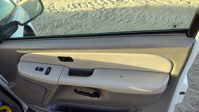 01-02 Suburban Passenger Right Front Door Trim Panel With Switches Light Gray