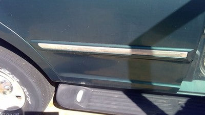 97-02 Expedition Passenger Right Rear Moulding From Door Back Trim Green Su