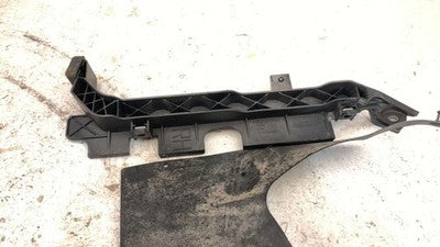 2016 Dodge Ram 4500 Condenser Radiator Mount Bracket Set 68227801Aa 68229726Aa