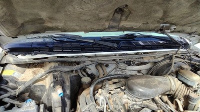 1999 S10 Blazer Windshield Wiper Cowl Vent Trim Panel Oem Cover