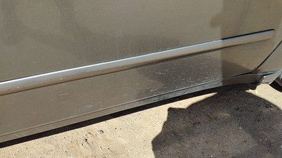 2004 Nissan Maxima Passenger Right Front Moulding From Door Trim Strip Gold Ky2