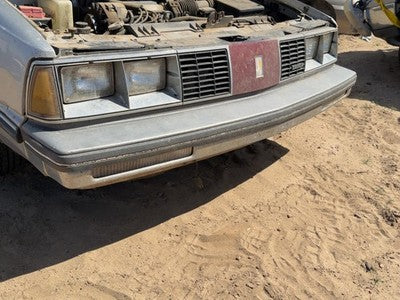1986-1989 Olds 88 Front Bumper Cover Assembly Oem Silver 22514530