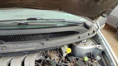 2000 Chrysler Town & Country Windshield Wiper Cowl Vent Trim Panel Oem Cover