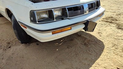 1985-1987 Olds Ciera Front Bumper Cover Assembly Oem White 22522863