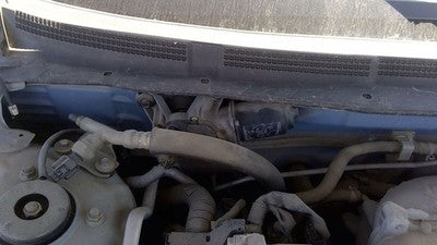 2002-2003 Nissan Maxima Windshield Wiper Motor Oem 288102Y910