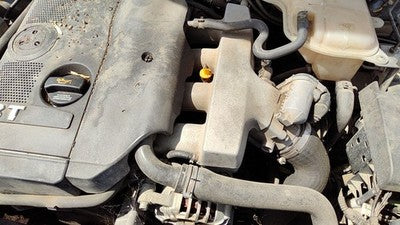 2003-2005 Vw Passat Intake Manifold Oem 1.8L Turbo 06B133201am