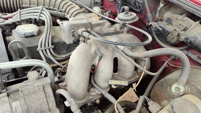 1998-2001 Mazda B2500 Upper Intake Manifold Oem 2.5L Zzp013110