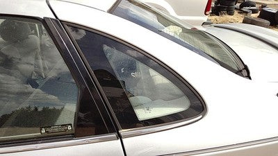 2000-05 Saturn L100 Driver Left Rear Quarter Glass Back Side Window Oem 90583068