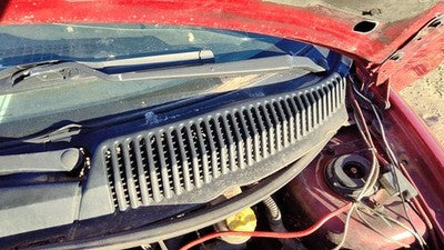 2004 Dodge Neon Windshield Wiper Cowl Vent Trim Panel Oem Cover