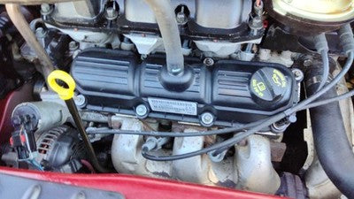 2004-2010 Town & Country Front Valve Cover Oem 3.8L 4648980Ab