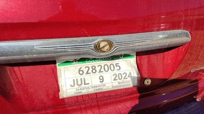 01-07 Town & Country Rear Lift Gate Handle Release License Plate Light Oem