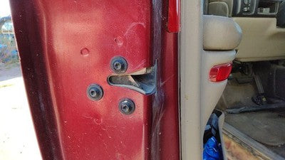 2000 Chevy Venture Driver Left Front Door Latch With Rods/cables Oem