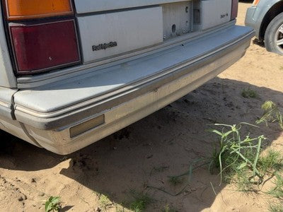 1986-1989 Olds 88 Rear Bumper Cover Assembly Oem Back Silver 22525201