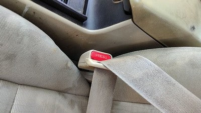 2006-2009 Mazda 3 Driver Left Front Seat Belt Buckle Receiver Oem Beige Br7
