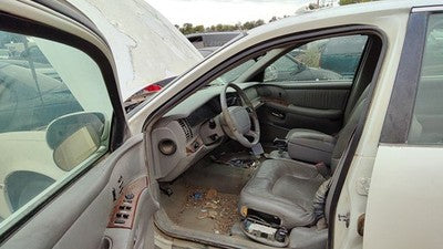 1997-00 Buick Park Ave Driver Left Front Spindle Steering Knuckle With Wheel Hub