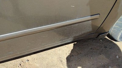 2004 Nissan Maxima Passenger Right Front Moulding From Door Trim Strip Gold Ky2