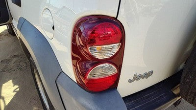 2005-2007 Jeep Liberty Driver Left Tail Light Brake Lamp Oem Rear 55157061Ag