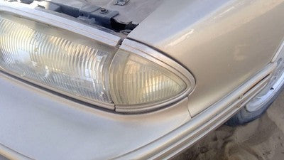 94-95 Olds Eighty Eight Driver Left Front Turn Signal Light Lamp Fender Mounted