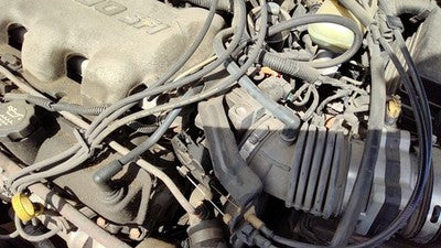 2001-03 Chevy Malibu Throttle Body Valve Assembly Complete Oem With Sensors 3.1L