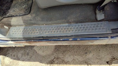 2003 F350 Powerstroke Driver Left Lower Sill Step Kick Trim Panel Oem Gray