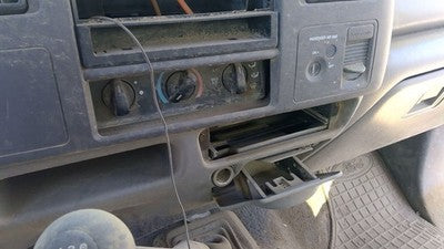 1999-2004 F250 Super Duty Temperature Control Module In Dash Heater Ac Head Unit