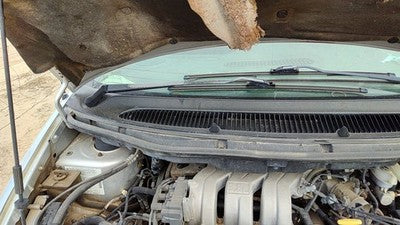 2000 Chrysler Town & Country Windshield Wiper Cowl Vent Trim Panel Oem Cover