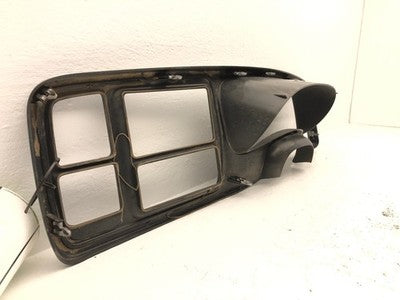 05-06 Gmc Yukon Xl 1500 Speedometer Trim Bezel Dash Surround Panel Radio Gray 92