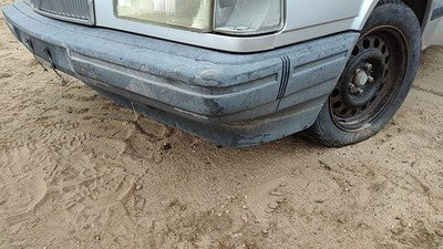 1990-1992 Volvo 740 Front Bumper Cover Assembly Oem 13698857