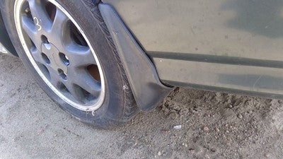 1991 Mitsubishi Galant Vr-4 Driver Left Rear Mud Flap Rock Guard Shield Back Awd