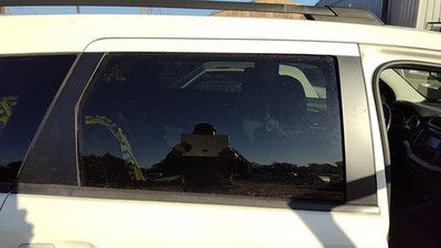 2009-20 Dodge Journey Passenger Right Rear Side Window Door Glass Oem Back