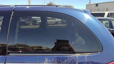 03-06 Town & Country Driver Left Rear Quarter Glass Back Side Window Oem