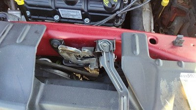 2005-2007 Town & Country Hood Latch Assembly With Bracket Oem 04860439Ac