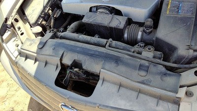 2003-2007 Cadillac Cts Top Plastic Cover Above Radiator Support Sight Shield Oem