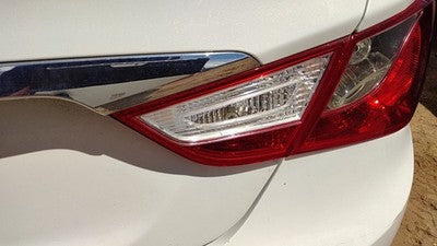 11-14 Sonata Passenger Right Tail Light Brake Lamp Rear Inner Lid Mounted