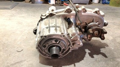 1995-1999 Chevy Suburban Transfer Case Assembly Oem 4X4 4Wd Tcase 4L80E 24228423