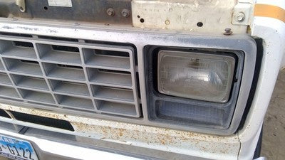 1979-1991 Ford Van E250 Front Grille Oem Chrome D9uz8200a