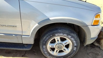 2002 Ford Explorer Passenger Right Front Wheel Flare Moulding Fender Silver Ts