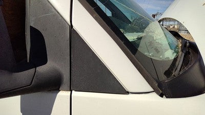 2002 Savana Van 2500 Passenger Right Moulding From Fender Oem Trim Strip
