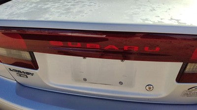 2000-2004 Subaru Legacy Center Middle Tail Light Brake Trunk Lamp Oem Rear