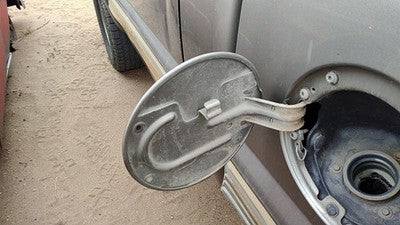 99-07 Silverado 2500 Fuel Tank Door With Hinge Gas Lid Oem Filler Pewter 11U