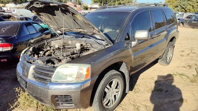 2004-11 Mitsubishi Endeavor Driver Left Front Power Window Regulator With Motor
