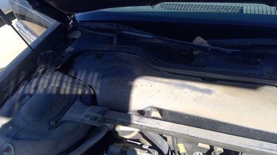 1993 Buick Park Ave Passenger Right Windshield Wiper Cowl Vent Trim Panel Grille