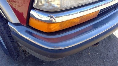 1998-2005 Chevy S10 Blazer Passenger Right Front Turn Signal Light Lamp Oem