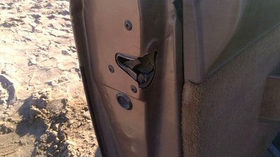 1995 Chevy Astro Driver Left Front Door Latch With Rods/Cables Oem
