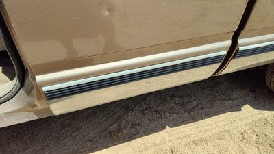1997 Silverado 2500 Driver Left Rear Moulding On Cab Panel Oem
