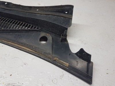 1999 Mercury Cougar Driver Left Windshield Wiper Cowl Vent Panel Oem Trim